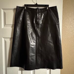 Banana Republic Black Leather Midi Skirt – Size 8 – 100% Genuine Leather